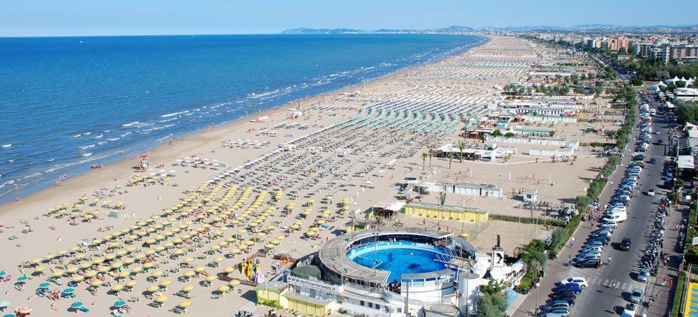 Rimini mare: un viaggio tra relax e divertimento